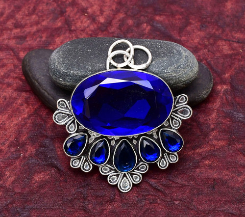 Blauer saphir laborgefertigter - blauer,
