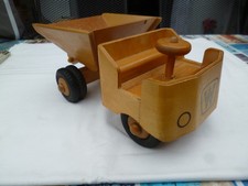 Holzauto Schütter / Dumper /