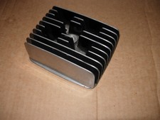 YAMAHA  RD200 '76 ZYLINDER KOPF LINKS NEUWERTIG  417-11111