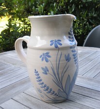  Ody Keramik Vase Tischvase Blumenvase Krug Henkelkrug beige blau bemalt Deko