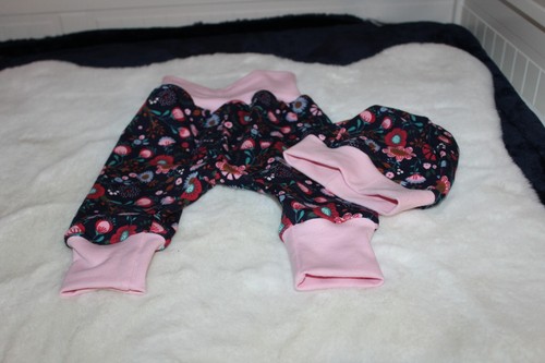 Babyset-Pumphose+Mütze-Joggin