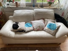 Weiße Ledercouch, höhenverstellbare Seiten- und Rückenlehnen