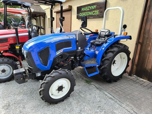 Traktor schlepper 4x4 - traktor,