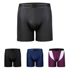 Enge atmungsaktive Shorts mit