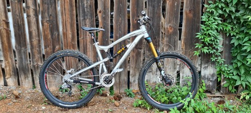 Santa cruz nomad - cruz, gr.