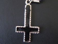 Petrus Kreuz umgedreht schwarz / silber Modeschmuck GROSS / x843