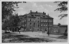 Echt Foto AK 1936 Chemnitz Kirchbach Kaserne mit Straßenbahn Soldaten usw.