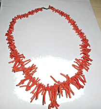 Antike echte Korallenkette