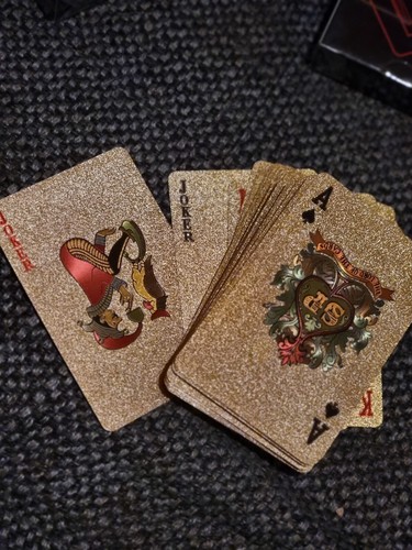 Gold poker card - gold,