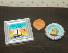 2 Mini Bilder im Rahmen Selfmade für Puppenstube Wichtelhaus Roombox