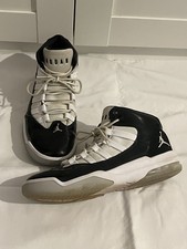 AQ9084-011 Jordan Max Aura