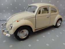 VW Käfer Oldtimer creme Modelauto ca.13cm *NEU* 1:32 Rückzugmotor