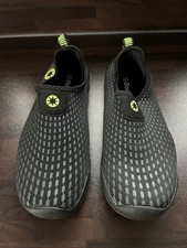 Mädchen Jungen Wasser.-, Aqua.-, Badeschuhe DooDogs Schwarz Größe 36 Neuwertig