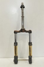 APRILIA SR 50 R LC FACTORY GABEL GABELHOLME TAUCHROHR STANDROHR GABELBRÜCKE