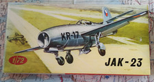 JAK-23 KP Plastikovy Model 1:72 18 RAR SELTEN Plastikmodellbau