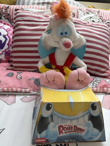 Vintage disney amblin - disney, roger