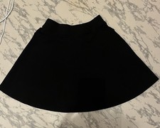 Schwarzer kurzer Rock