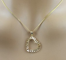 Wunderschöner Herz Anhänger