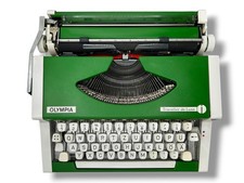 Olympia Traveller de Luxe Schreibmaschine – neuwertig – voll funktionsfähig