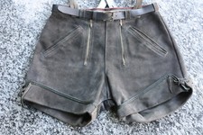 Solide kurze vintage Pfadi RindLederhose in H44 oder D38 - mit Trägern !