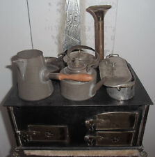 Schwerer antiker Puppenherd