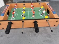 Tischkicker Tischfußfall Kicker-Tisch Kinder robust Holzoptik von Butlers