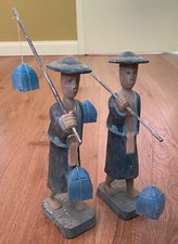 2 x Asiatische Holzfiguren - Holzobjekte - Holzskulpturen - Deko - blau