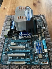 Gigabyte GA-P55A-UD5 Mainboard + Intel Core i7-860 + 16 GB Corsair RAM + Freezer