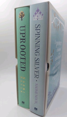 Signed naomi novik - naomi, &
