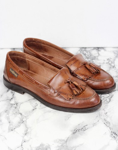 Russell bromley chester - &,