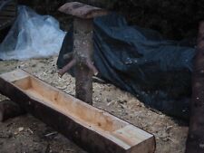 Holzbrunnen Baumstamm