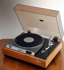 Sony PS-2400 Stereo Turntable Plattenspieler Vintage 1973 voll...