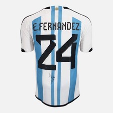 Enzo Fernandez signiertes