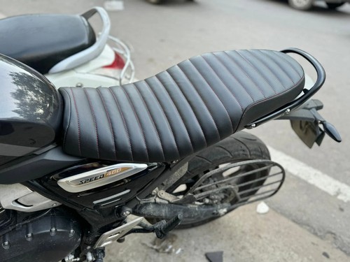Black custom stripes stitch - black,