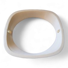 Scheinwerferring passt für