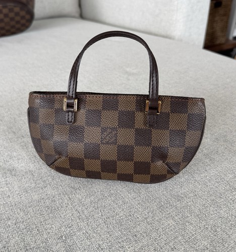 Louis vuitton mini pouch aus - louis,