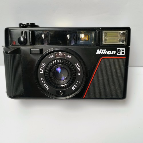 Nikon l35 point shoot - af, &