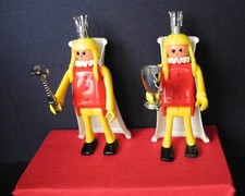 Play Big 5642 Ritter 2x Königin mit Kelch bzw. Kreuz