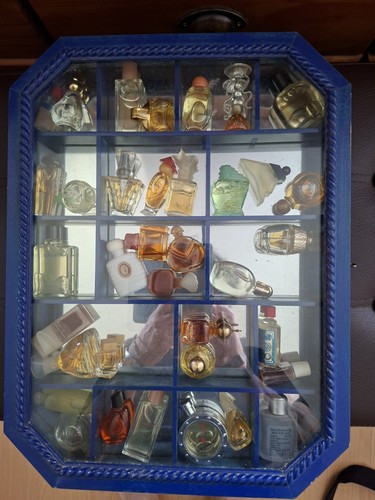 Parfum miniaturen sammlung - sammlung, im