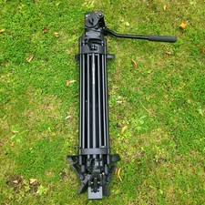 Manfrotto Profi Stativ + Kopf incl. 2 Montageplatten