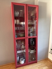 Billy Regal Vitrine in Burgunder