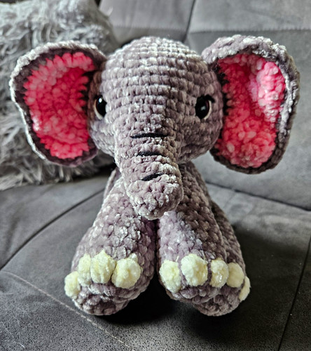 Gehäkelte spieluhr elefant - gehäkelte,