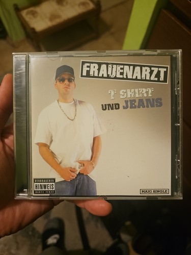 Frauenarzt shirt und jeans - frauenarzt, t-shirt