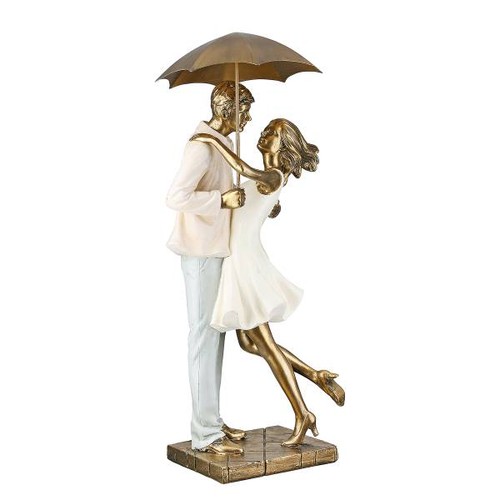 Skulptur paar love the - in, rain