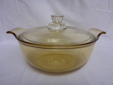 alte Auflaufform Topf Bräter