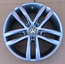 1x Original VW Touran II 5TA