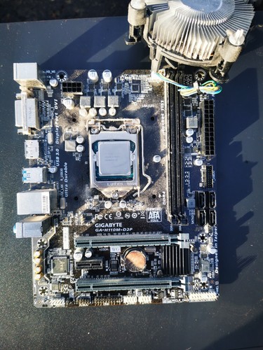 Mainboard gigabyte - mainboard,