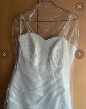 Elegantes Brautkleid von