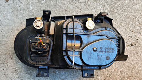 Scheinwerfer li golf - re.+,