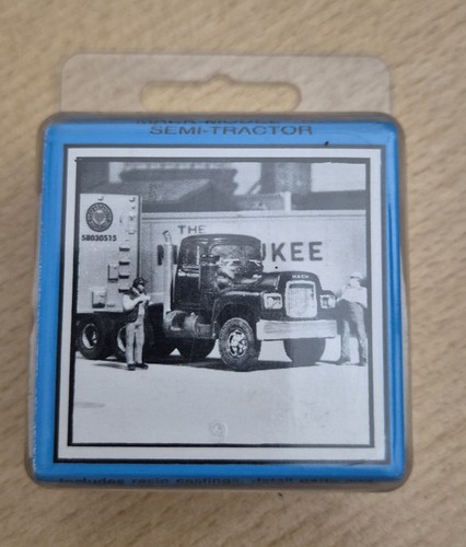 Magnuson walthers usa mack - magnuson,